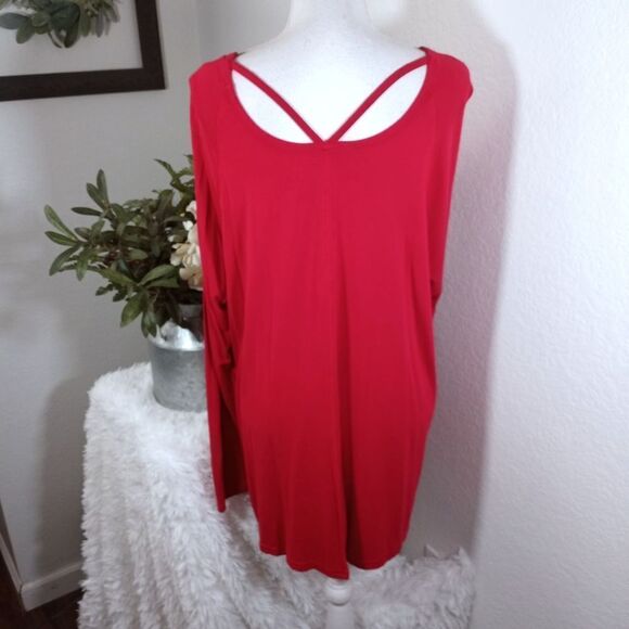 Livi Active Red Long Sleeve Top. EUC - Picture 2 of 3